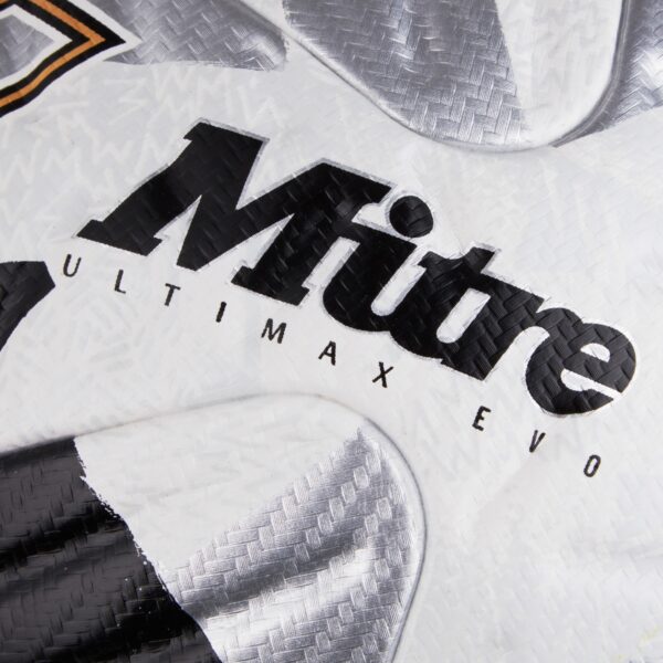 Ultimax Evo White & Yellow Mixed 10 Ball Deal Plus FREE Bag - Image 4