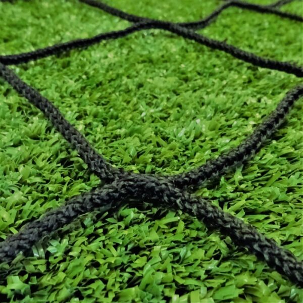 Junior - 21ft x 7ft - Black 4mm Heavy Duty Goal Net - Image 2